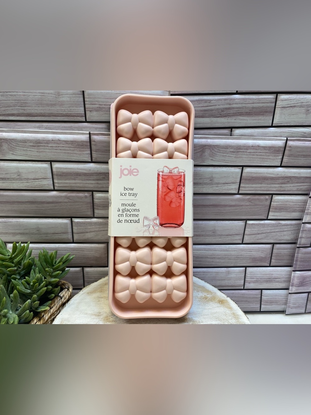 Joie 🎀 Pink bow ice cube molds tray & lid NWT